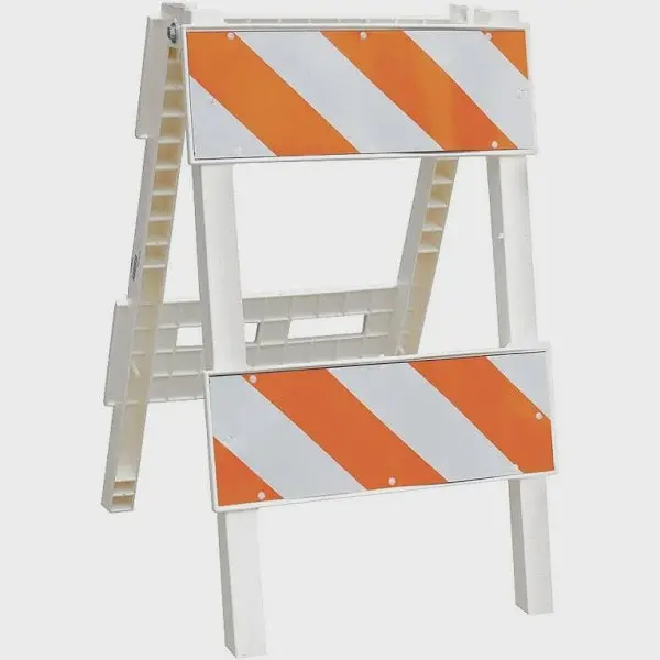 Cortina Type 2 Folding Barricade 1