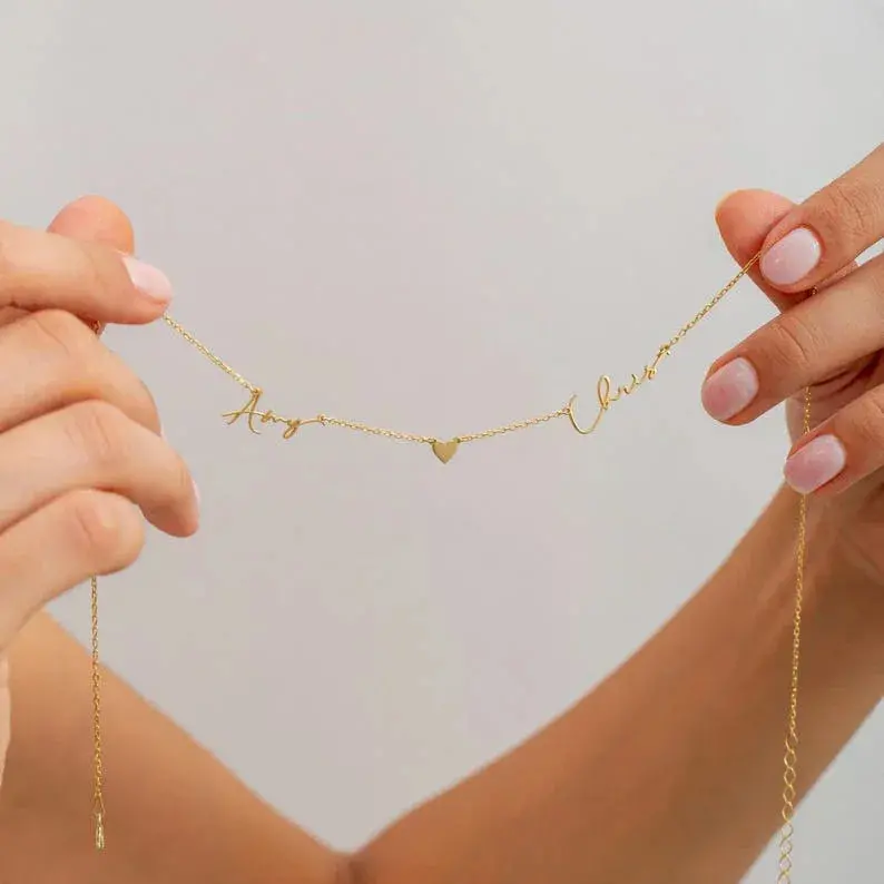 Customizable Name With Heart Design Light Luxury Necklace 2