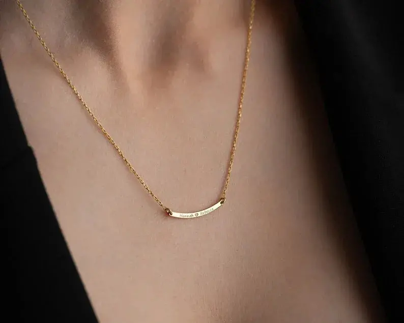 Customized Curved Bar Name Necklace 7