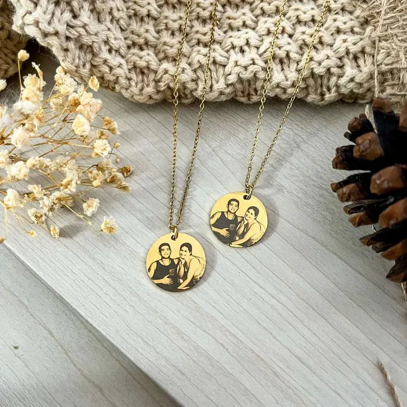 Customized Round Photo Engraving Necklace 4