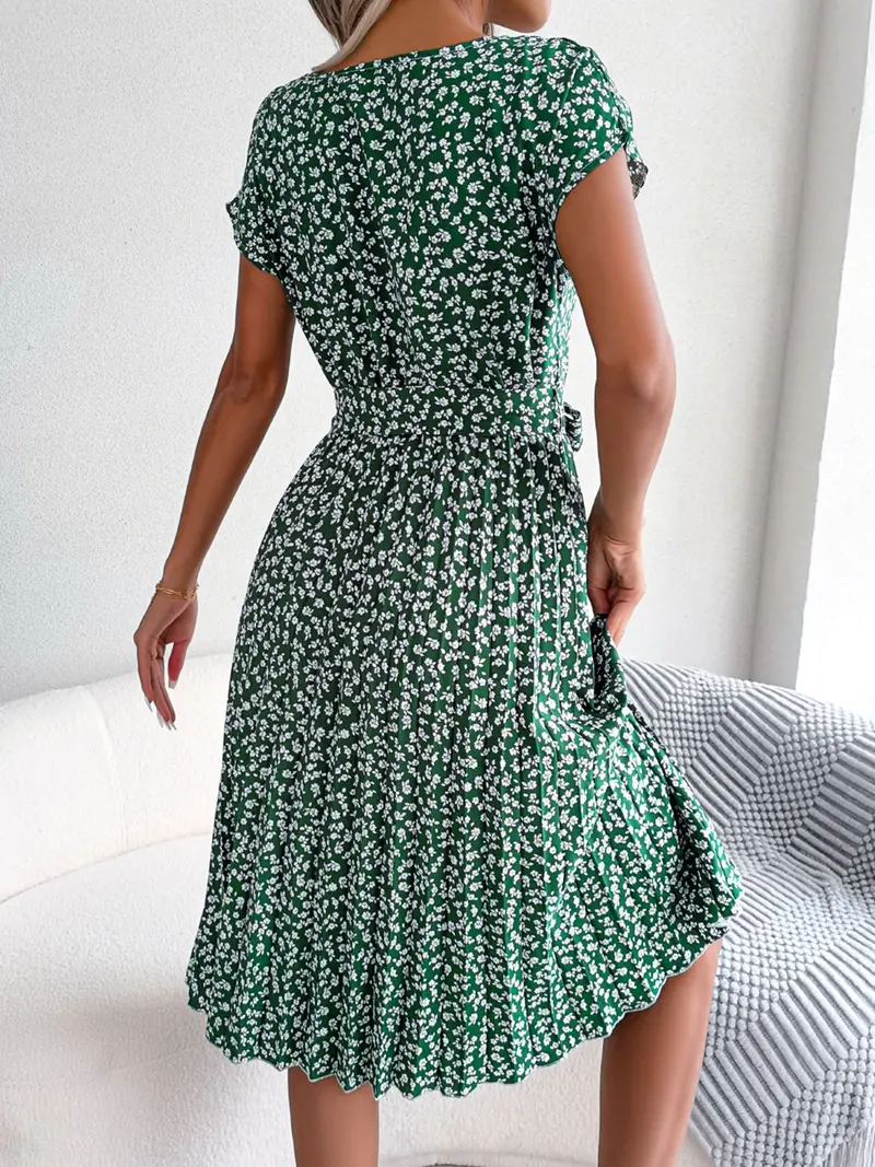 Ditsy Floral Pleated Belted Dress 15