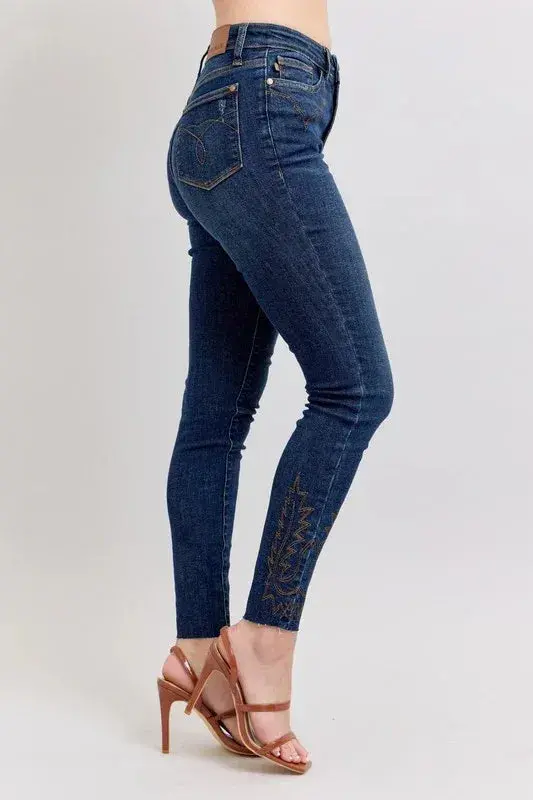 Embroidered High Rise Skinny Judy Blue Jeans Plus Size 2