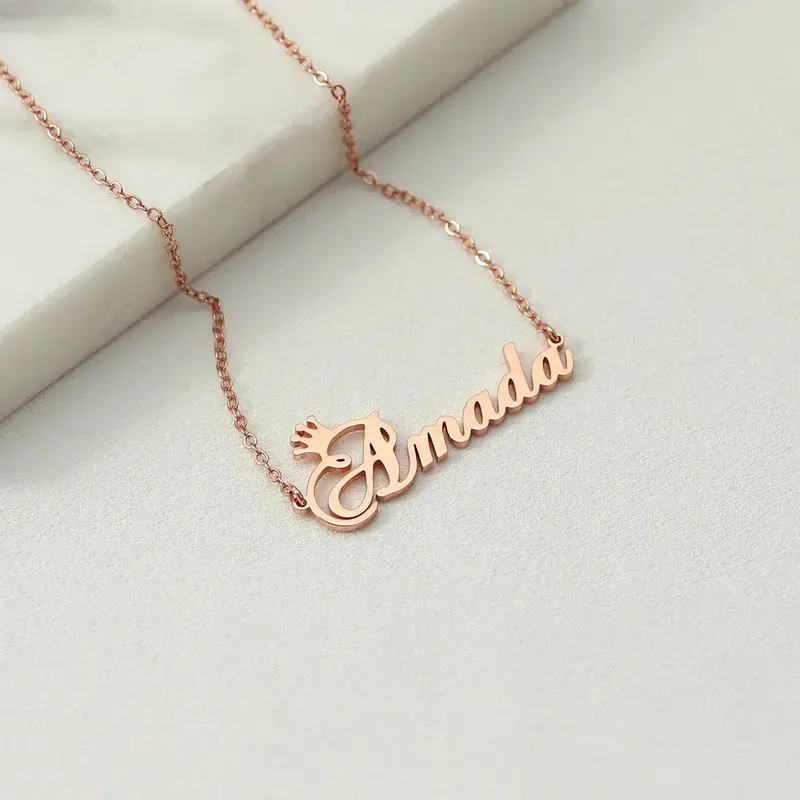 Exquisite Dazzling Crown With Customizable Name Design Light Luxury Style Necklace 3