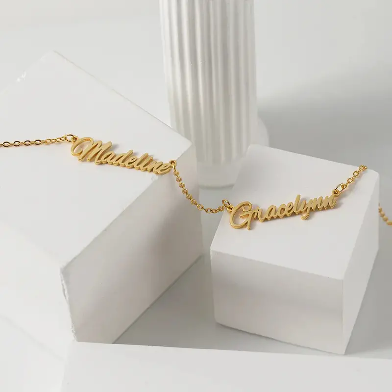 Exquisite Fashion Customizable Name Design Light Luxury Style Necklace 2