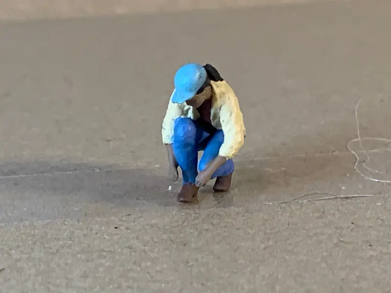 Female Squatting 1