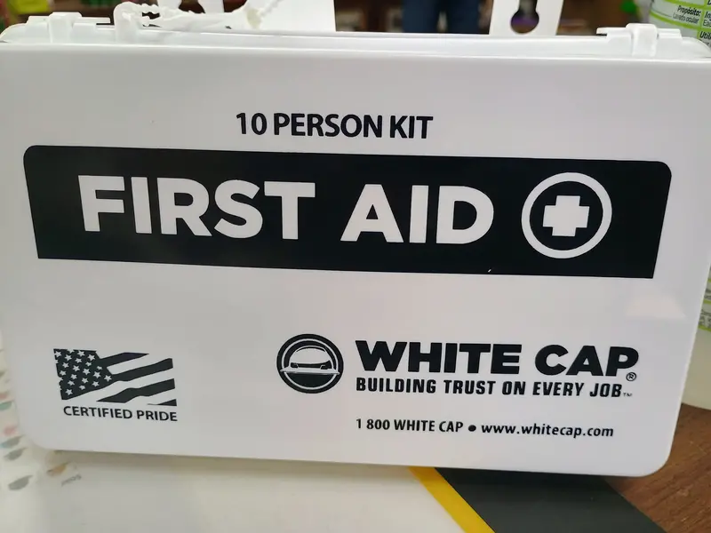 First Aid Kit 10 Person 1