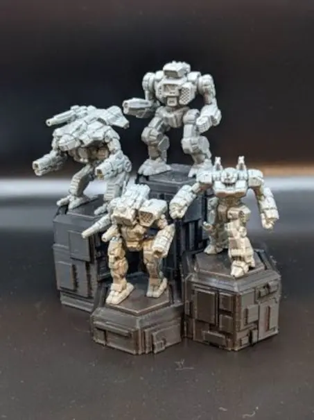 Four-Unit Lance Display Stand 1