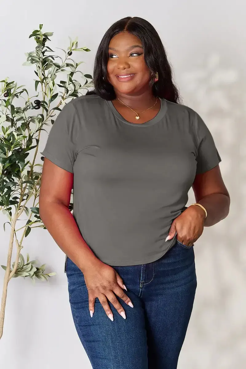 Full Size Round Neck Short Sleeve T-Shirt 29