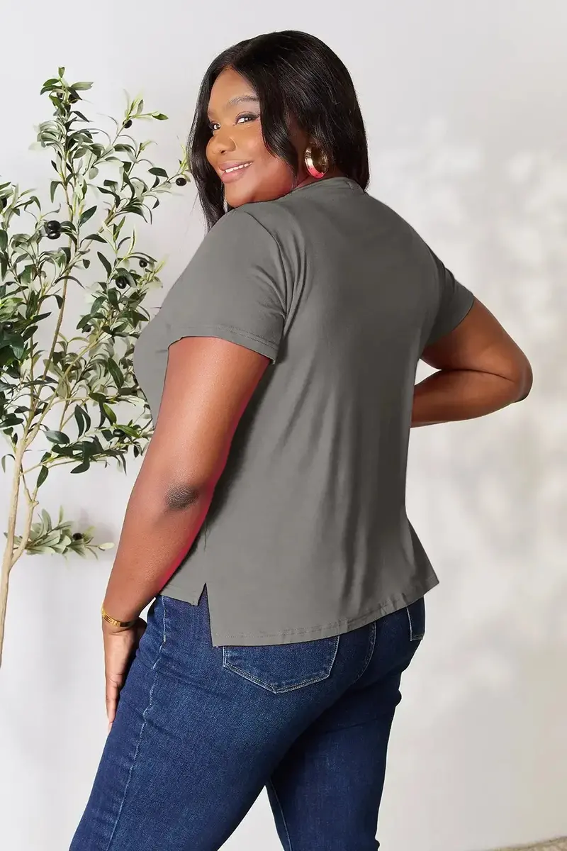 Full Size Round Neck Short Sleeve T-Shirt 30