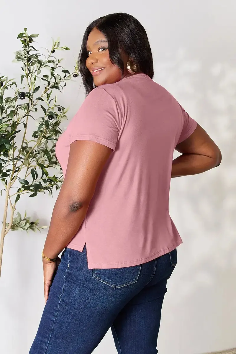 Full Size Round Neck Short Sleeve T-Shirt 5