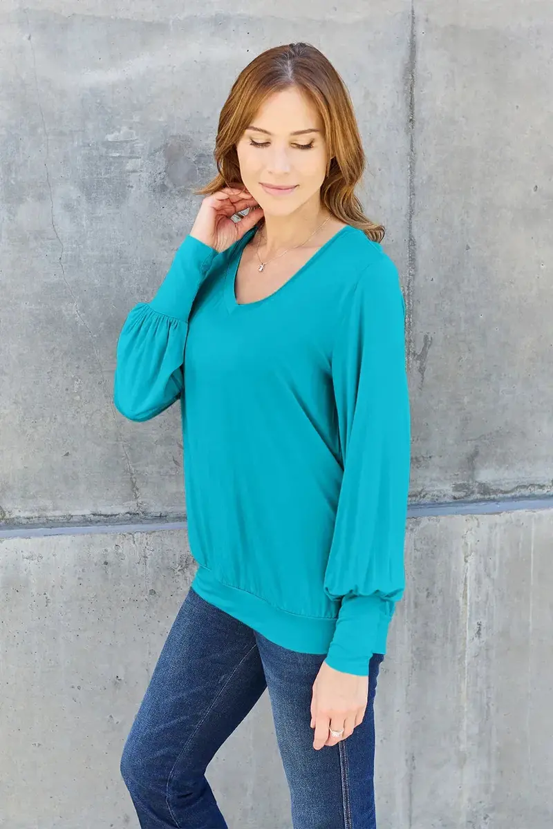 Full Size V-Neck Lantern Sleeve Top 3