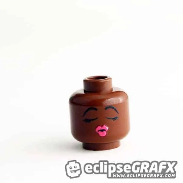 Kissing - Female 4