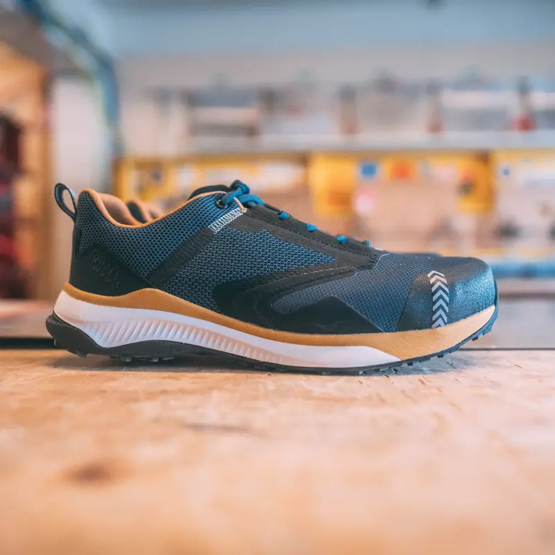 Kodiak Quicktrail Men's Composite Toe Work Safety Sd Athletic Shoe Kd0a4tgznvx - Navy/Gold 10