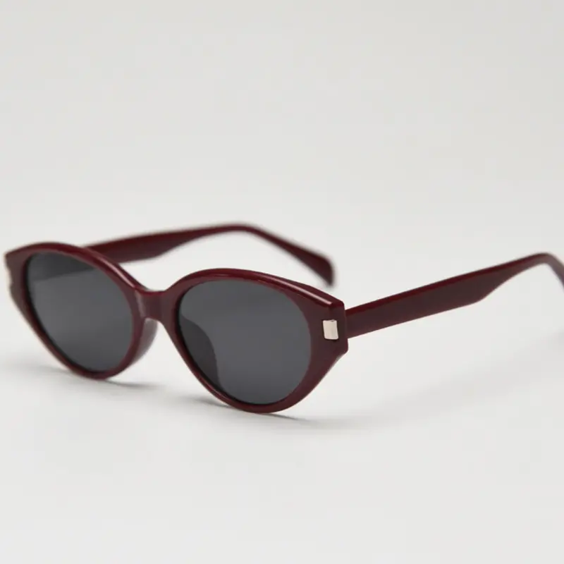 Lightweight Cat-Eye Sunglasses 2