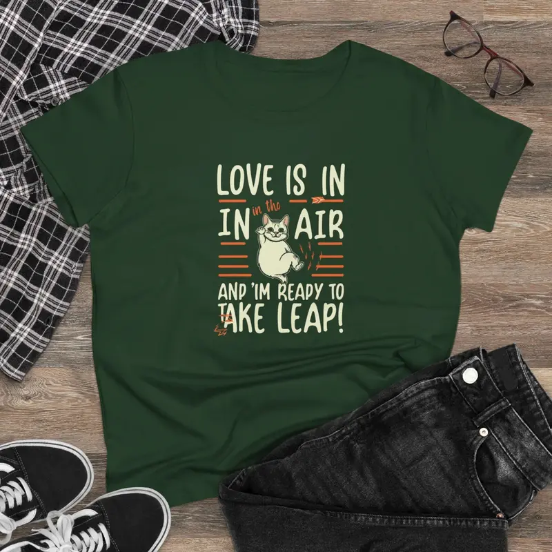 Love In The Air Women Graphic Tees 7