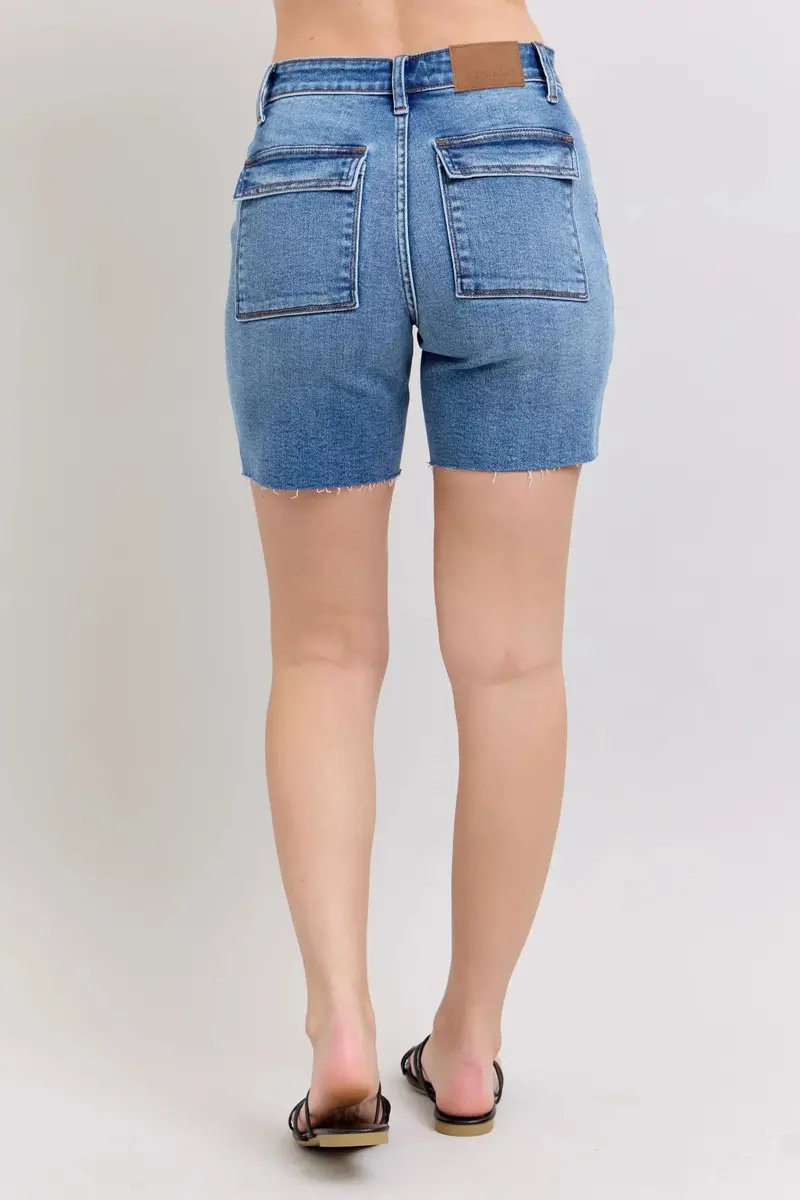 Mid Rise Bermudas Denim Shorts W/ Back Flap Pockets Plus Size 5