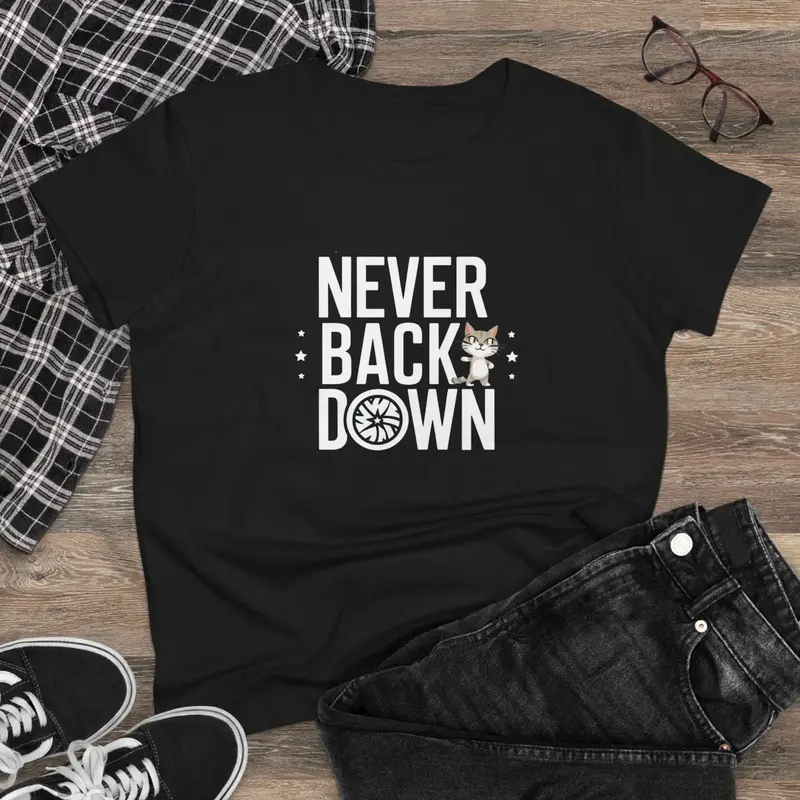 Never Back Down Women Graphic Tees 3