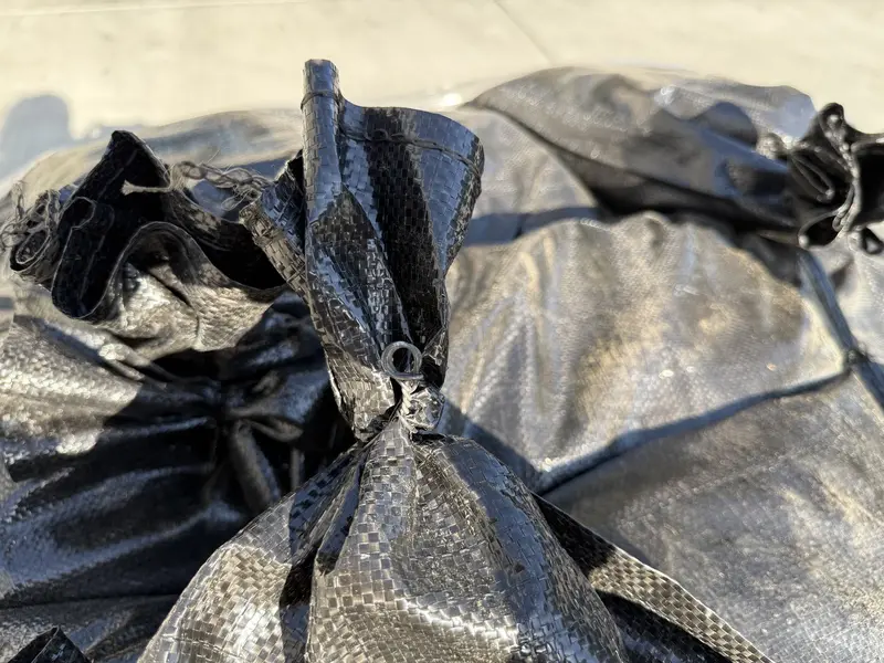 Pre-Filled Heavy Duty Sandbags For Flooding – 14” X 26”, 30Lb Bags By Pallet 17