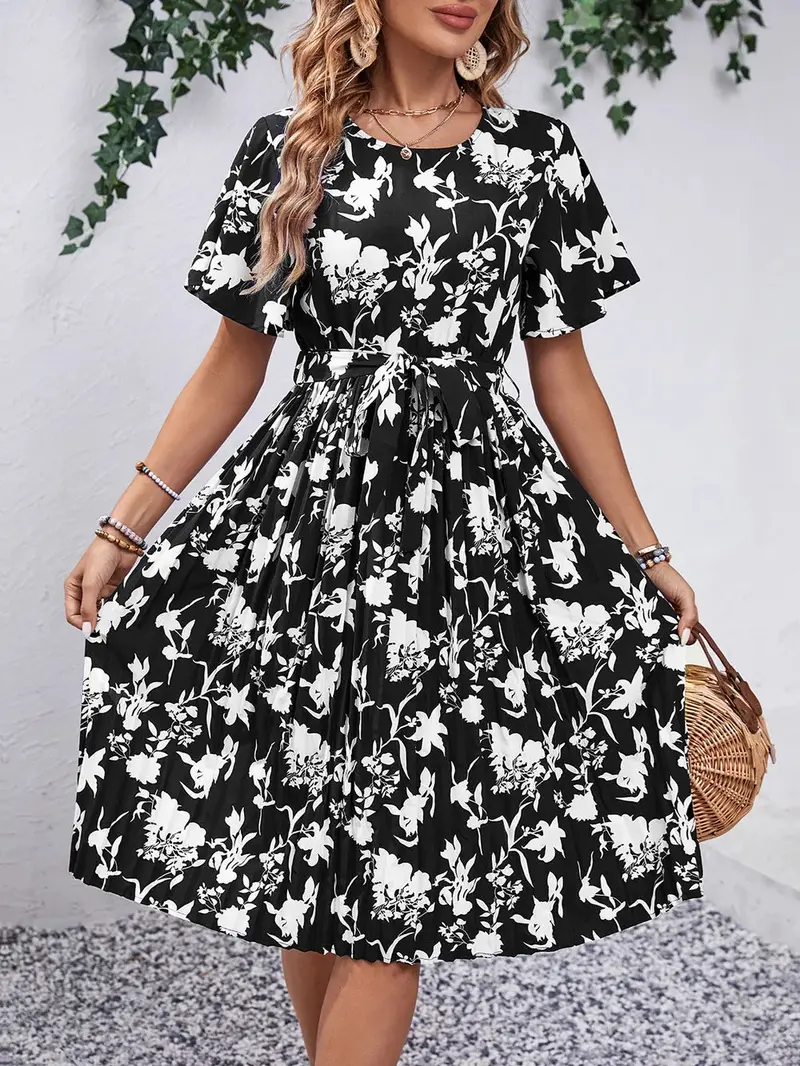 Printed Round Neck Short Sleeve Dress 5