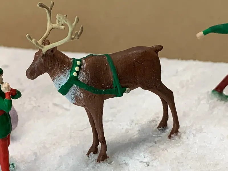 Reindeer Standing Medium W/Harness 1