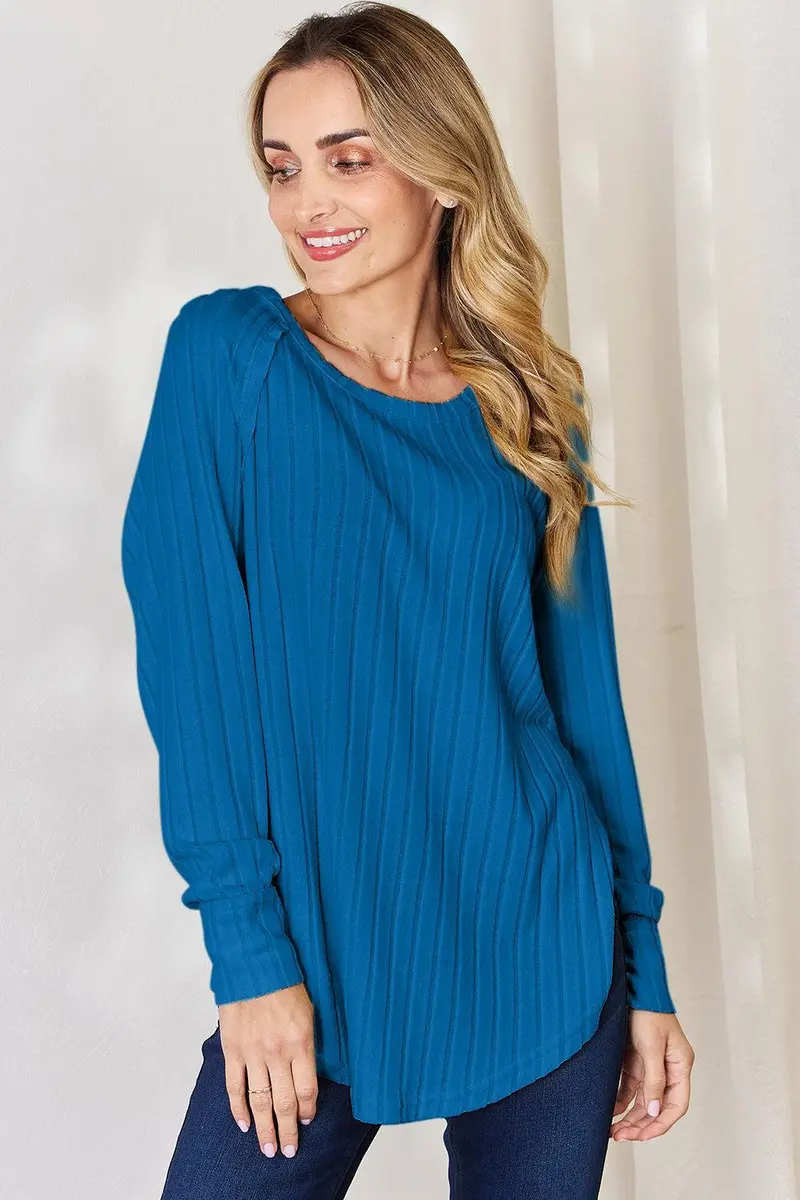 Ribbed Round-Neck T-Shirt with Side Slits