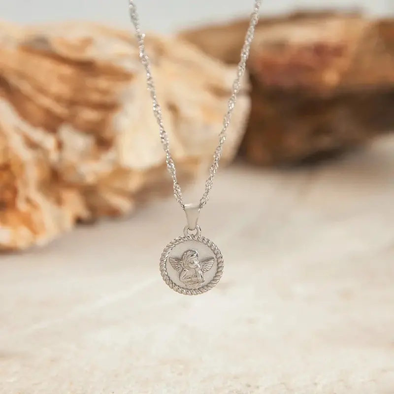 Round Necklace With Angel Pattern Design, Classic And Fashionable 1
