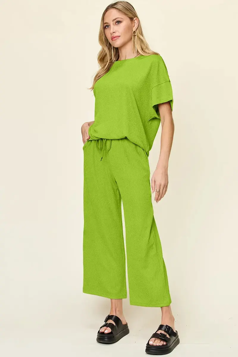 Texture Round Neck Short Sleeve T-Shirt And Wide Leg Pants 2