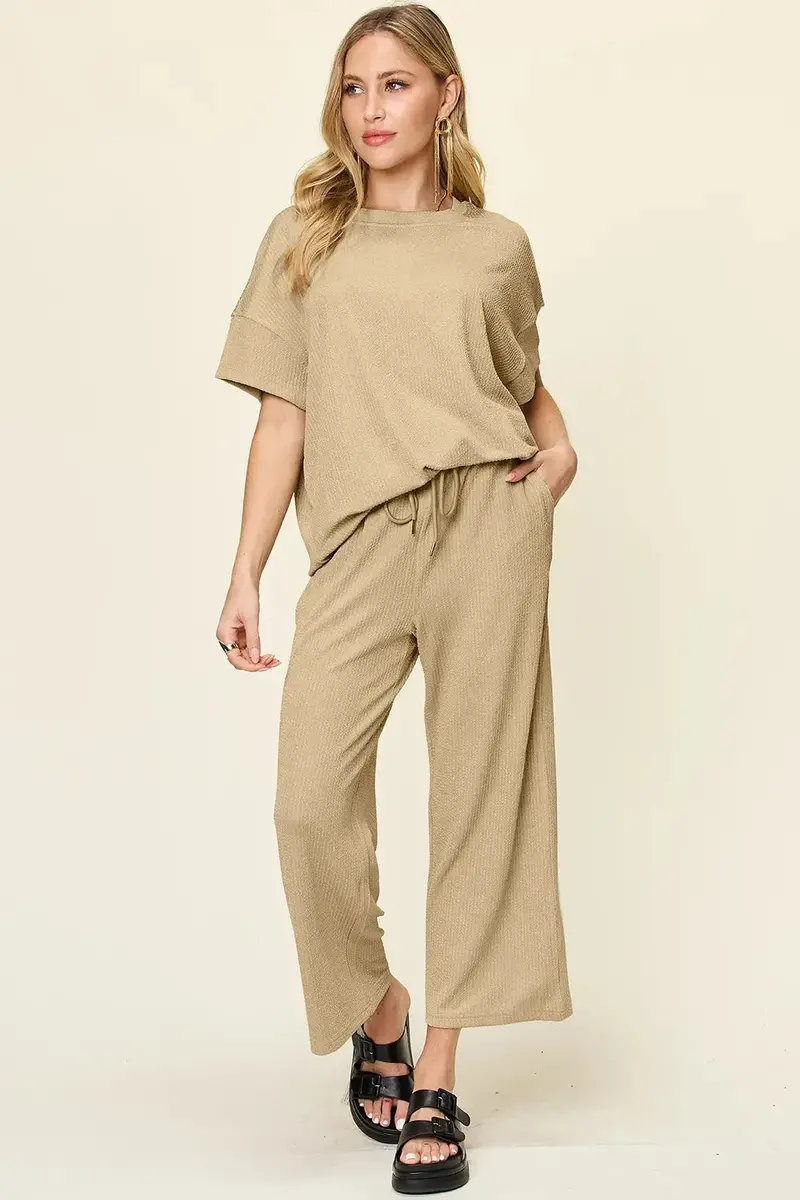 Texture Round Neck Short Sleeve T-Shirt And Wide Leg Pants 31