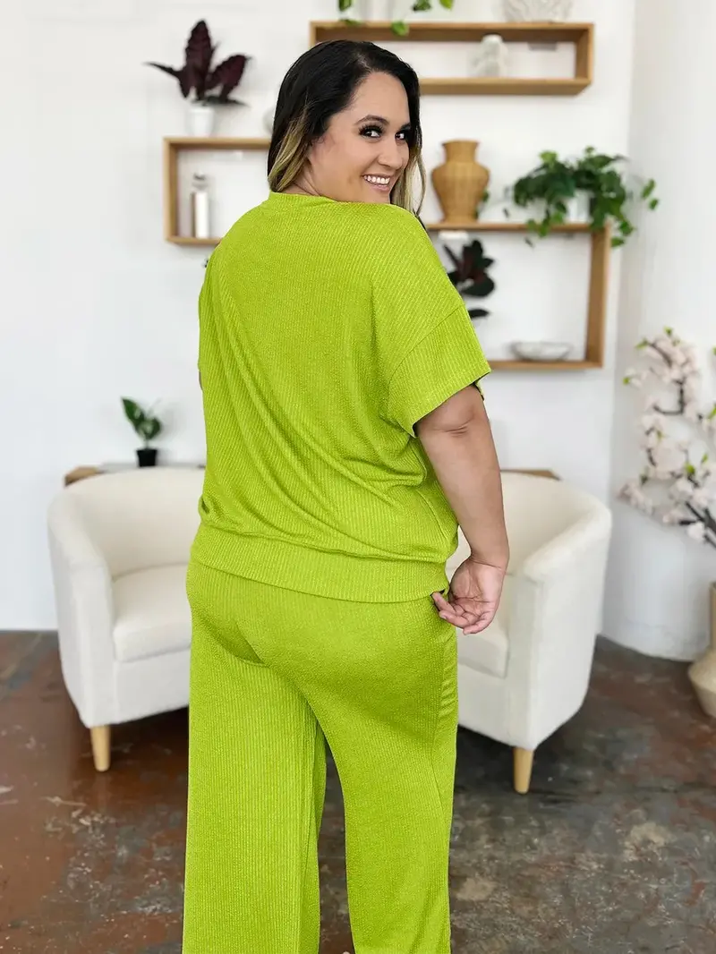Texture Round Neck Short Sleeve T-Shirt And Wide Leg Pants 9