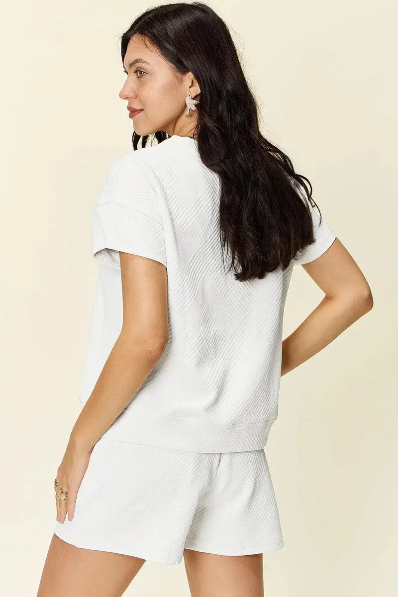 Textured Short-Sleeve T-Shirt And Drawstring Shorts. 14