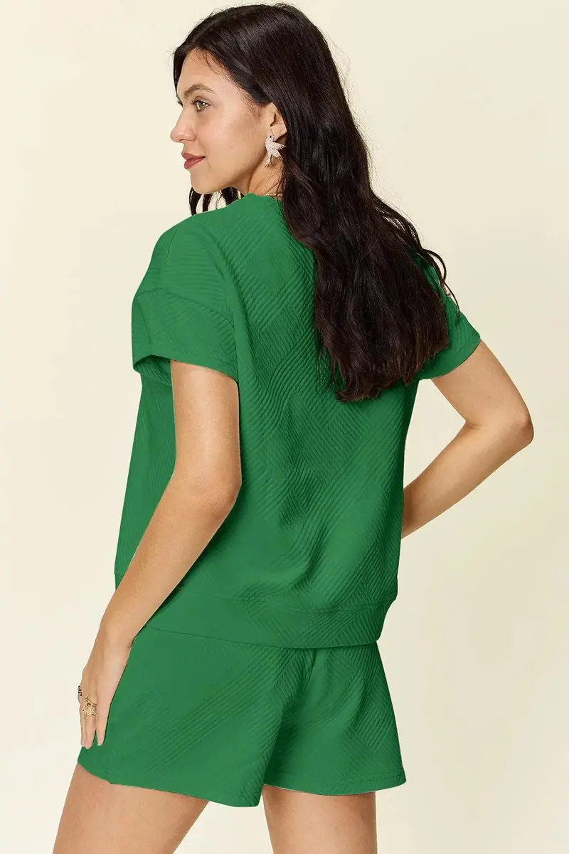 Textured Short-Sleeve T-Shirt And Drawstring Shorts. 26