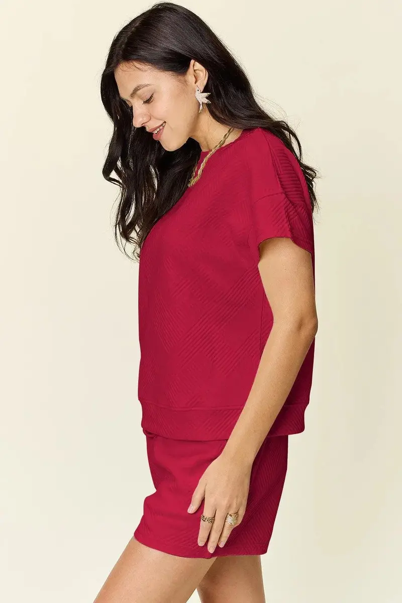 Textured Short-Sleeve T-Shirt And Drawstring Shorts. 28