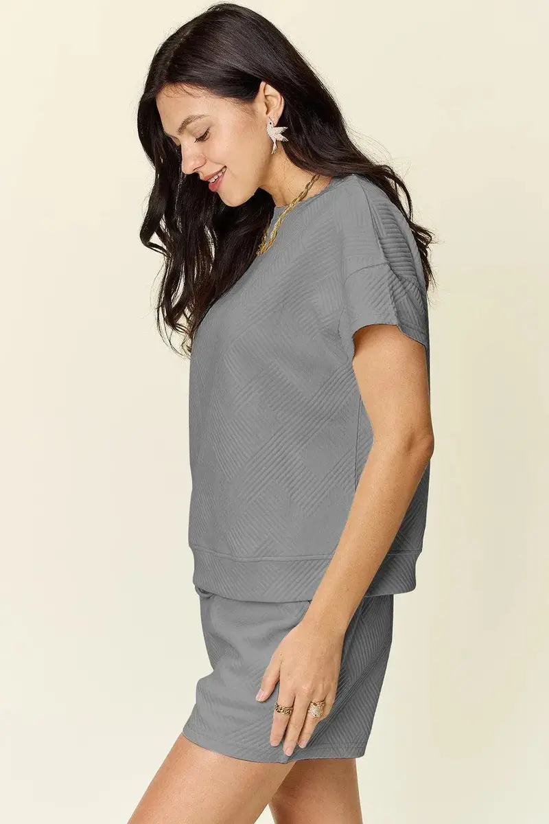 Textured Short-Sleeve T-Shirt And Drawstring Shorts. 35