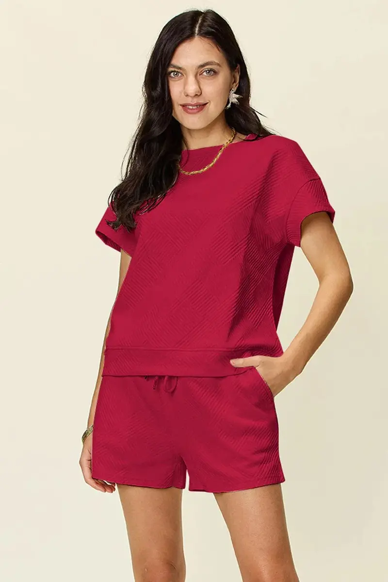 Textured Short-Sleeve Tee Paired with Drawstring Waist Shorts