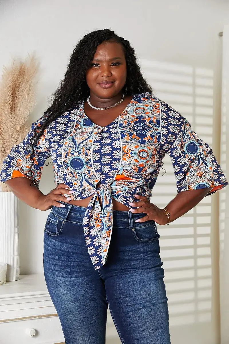 Tie Hem V-Neck Three-Quarter Sleeve Blouse 5