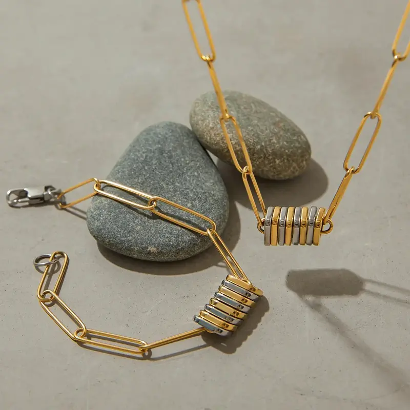Titanium Steel Necklace Light Luxury Clavicle Chain Bracelet 1