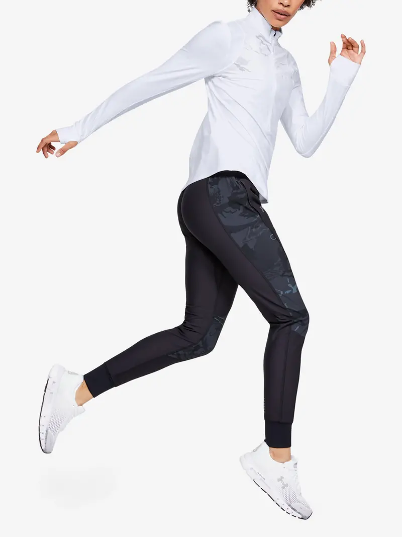 Under Armour Women's Qualifier ½ Zip 1347264-992 3