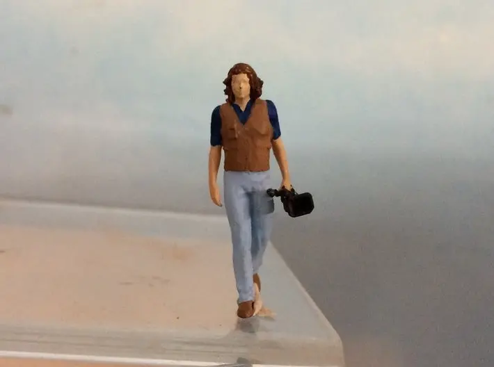 Video Cameraman Carrying 1
