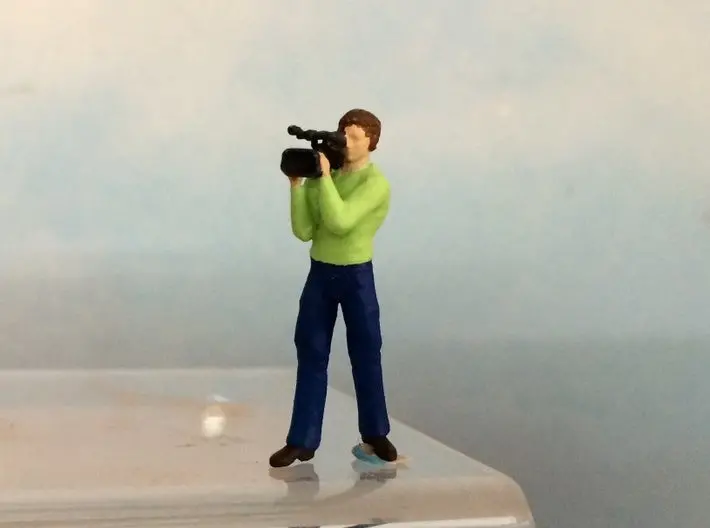 Video Cameraman Standing 1
