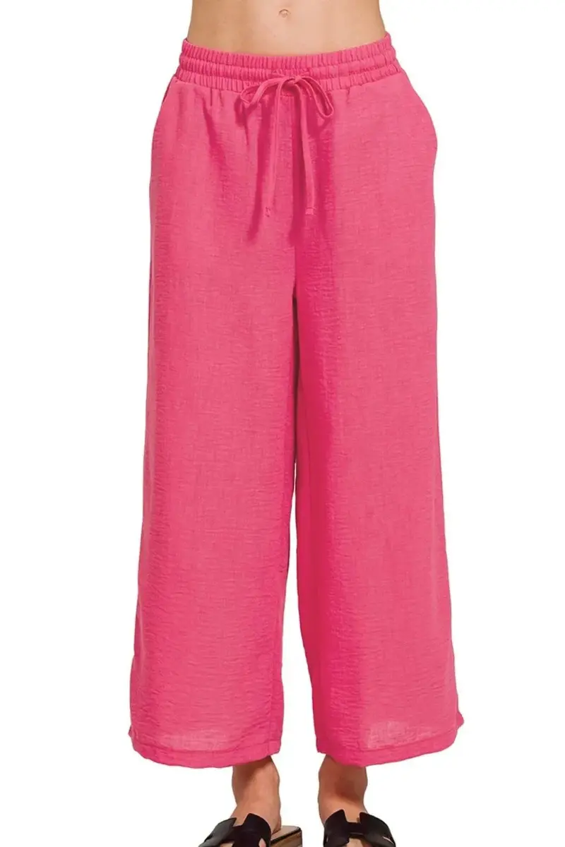 Woven Crepe Elastic Band Waist Cropped Pants 1