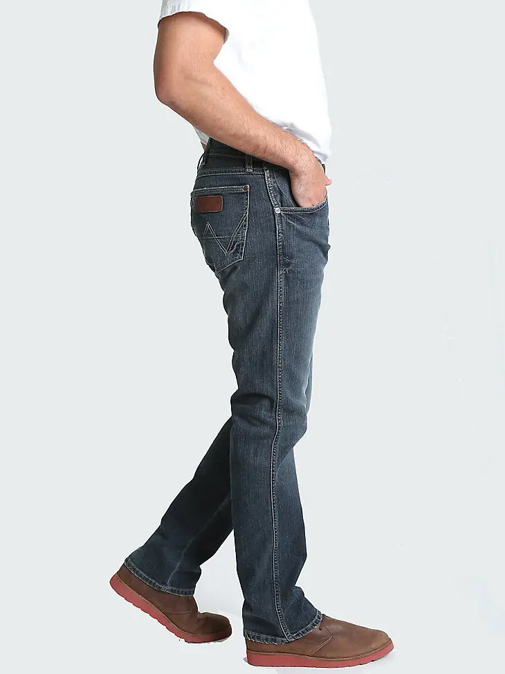 Wrangler Men's Retro® Slim-Fit Straight Leg Jean 3