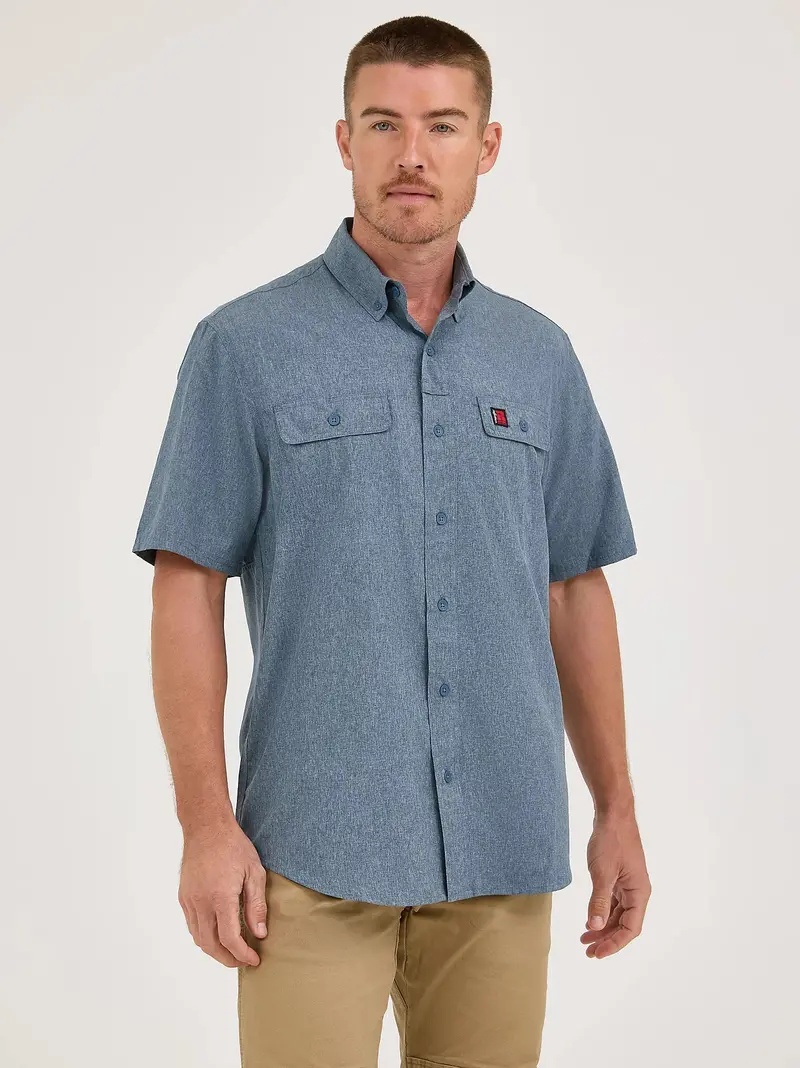 Wrangler Riggs Men's Lightweight Vented Button-Down Short Sleeve Work Shirt 1