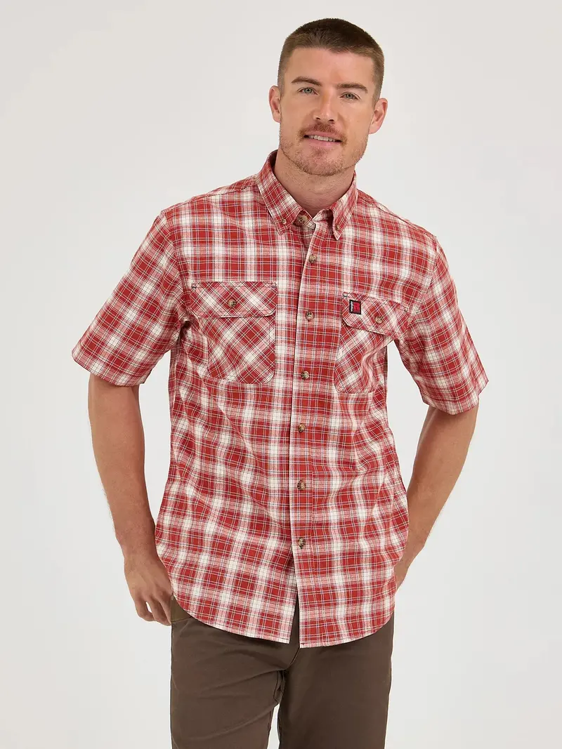 Wrangler Riggs Workwear® Men's Foreman Button-Down Short Sleeve Work Shirt 1