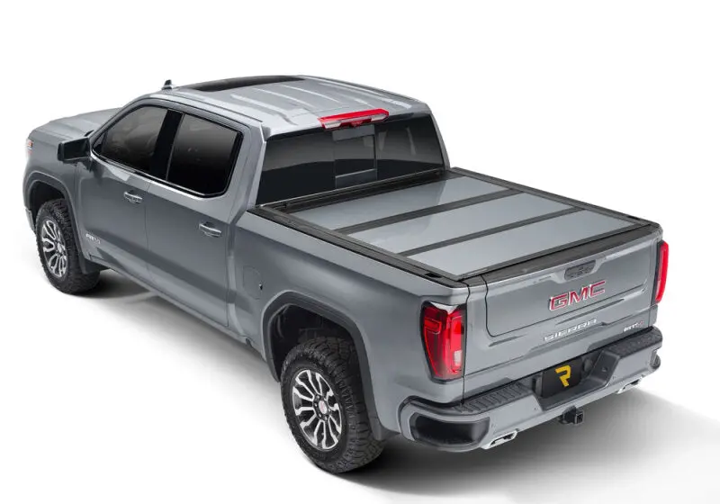 Undercover Fusion Retractable Bed Cover For 2014–2018 Chevy/Gmc Silverado & Sierra (78" Length, Silver Ice) 2